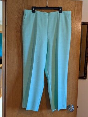 Alfred Dunner Dress Pants Size 18 NEW